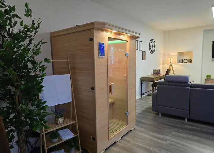 Luxus City Apartment Sauna Balkon Kueche Zentral